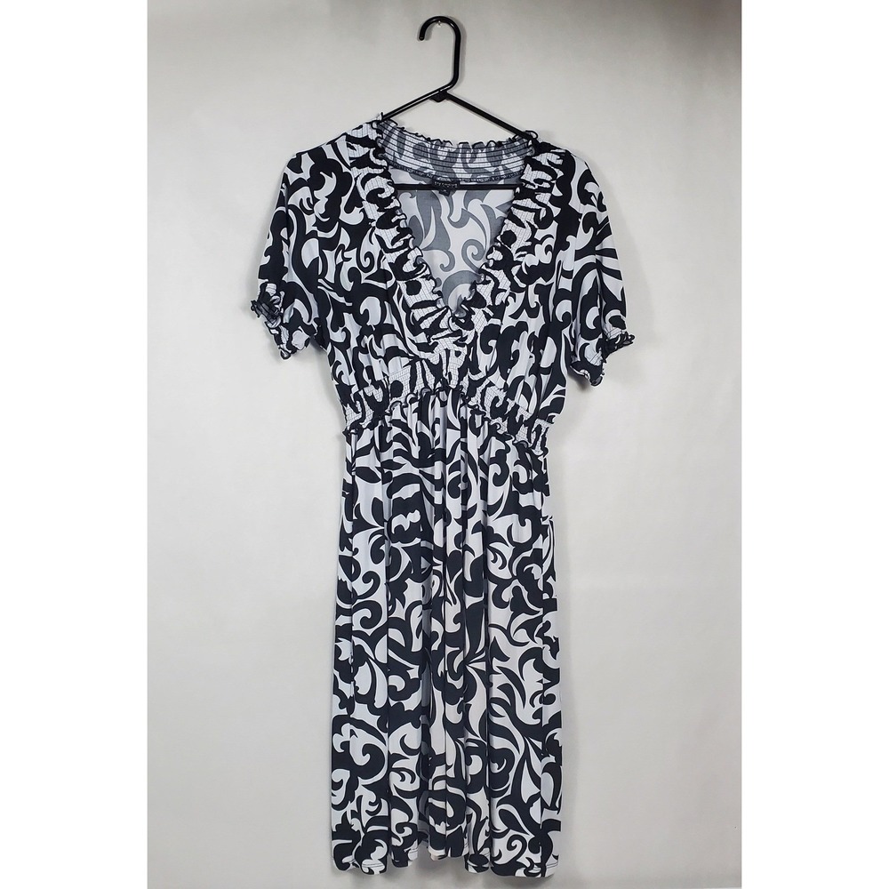 En Focus Studio Womens 16 Black White Scroll Damask Smocked Empire Waist Dress